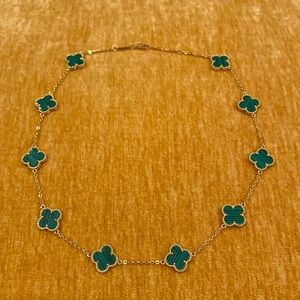 Malachite clover necklace